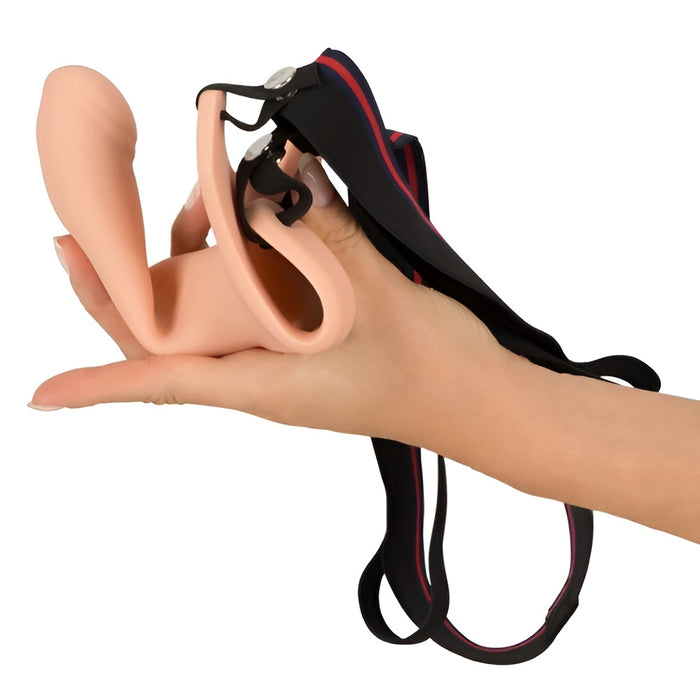 Silicone 13.5 hollow strapon 