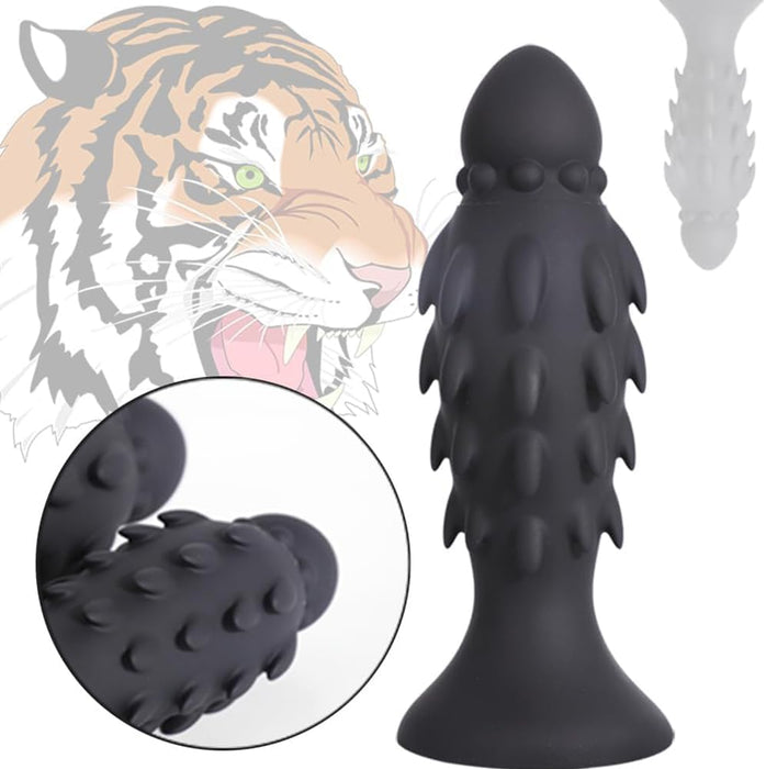 Realistic silicone dildo with strong attachment and powerful suction cup (M)