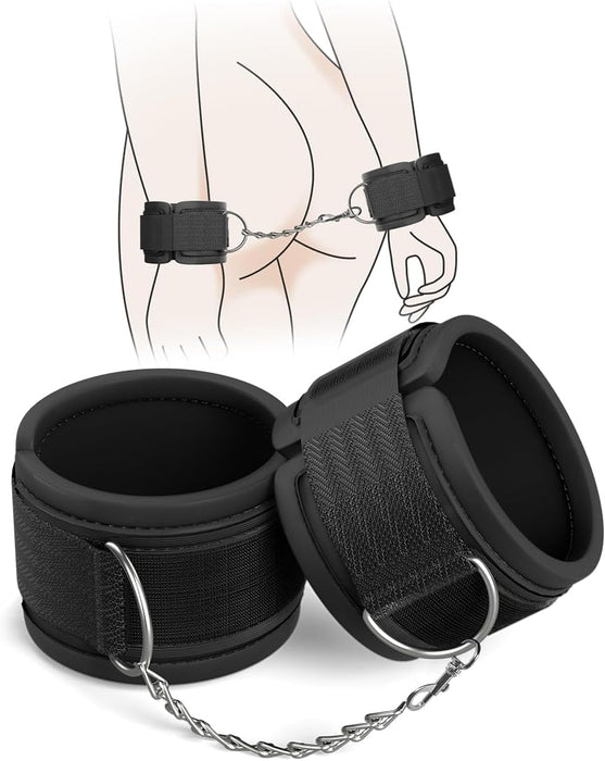 BDSM Bondage rinkinys su rankogaliais, kauke ir plunksniniu stimuliatoriumi poroms